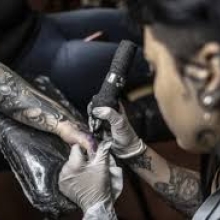 CICLO DE TATUADORAS