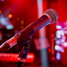 NOCHE DE KARAOKE 